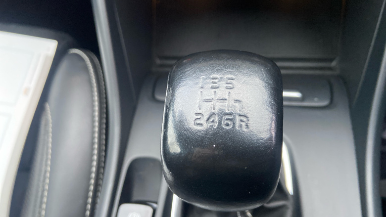 Volvo Xc40 1.5 T3 R DESIGN 5dr Petrol Estate